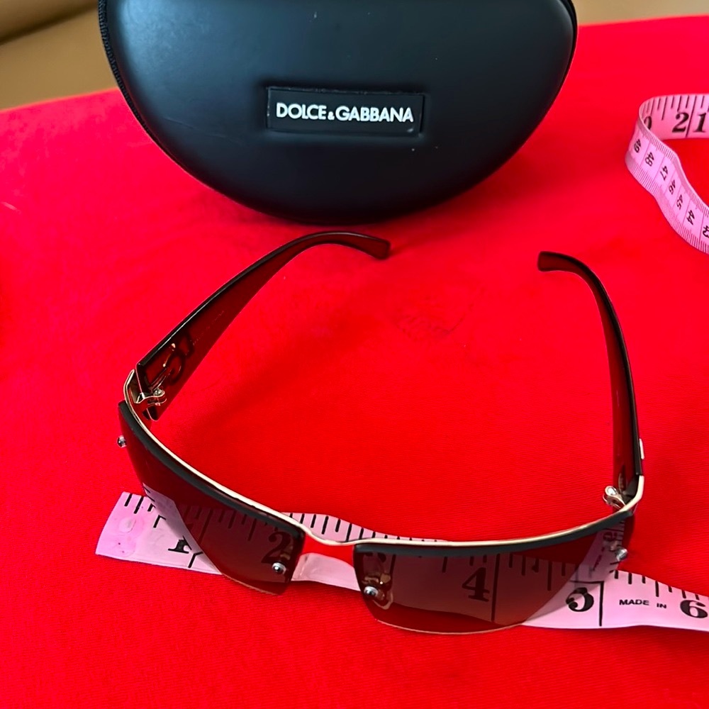 Dolce & Gabbana Brown Gradient Rimless Sunglasses - Picture 11 of 14